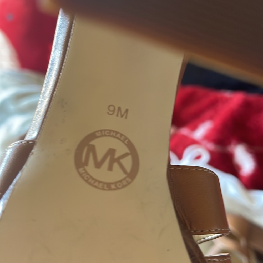 MICHAEL Michael Kors Heels - Picture 5 of 5